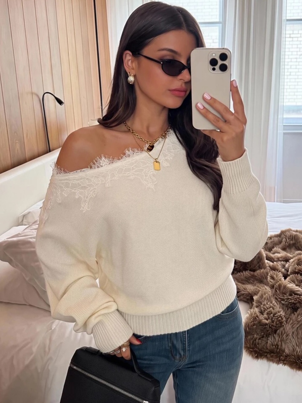 Siren Gaze Autumn New Asymmetrical Shoulder Lace Patchwork Sweater For Women